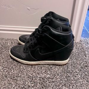 Size 8 black Nike Sky High Dunk Wedges